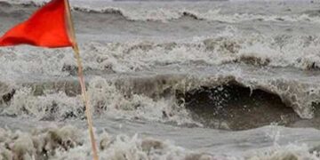 সাগরে নিম্নচাপ, বন্দরে ১ নম্বর সতর্ক সংকেত