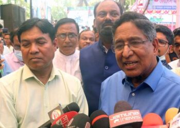 দ্রব্যমূল্যের উর্ধ্বগতি নিয়ে দেশে অরাজকতা ও রাজনৈতিক অস্থিতিশীল করতে চায় বিএনপি -কৃষিমন্ত্রী