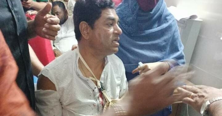 কলাপাড়ায় প্রধানমন্ত্রীর অনুষ্ঠানে যাওয়ার পথে বরগুনার মেয়র সড়ক দুর্ঘটনার শিকার: ৪ জন গুরুতর আহত