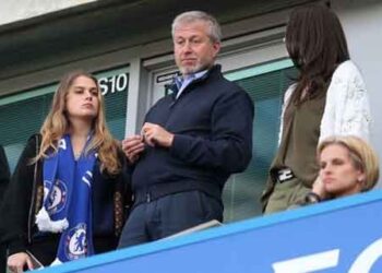 সন্দেহজনক বিষক্রিয়ার শিকার ইউক্রেনীয় শান্তি আলোচনাকারী রোমান আব্রামোভিচ