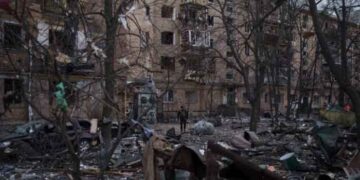 মারিউপোলে রুশ হামলায় নিহত বেড়ে ৫ হাজার