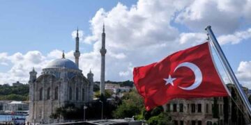 তুরস্কে পৌঁছেছে উচ্চ পর্যায়ের ইউক্রেনীয় প্রতিনিধি দল