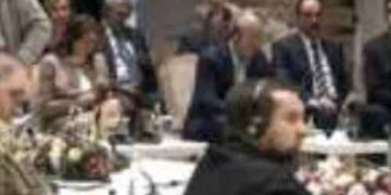 ইস্তাম্বুলের আলোচনায় অংশ নিয়েছেন রুশ ধনকুবের আব্রামোভিচও: বিবিসি