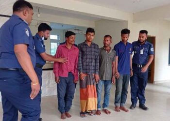 শরীয়তপুরে ফুটেজ দেখে আন্তঃজেলা চোর চক্রের ৫ সদস্য গ্রেফতার