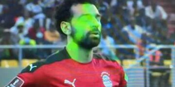 সালাহদের চোখে লেজারের আলো ও বাসে‌ ‘হামলা’ সেনেগালের