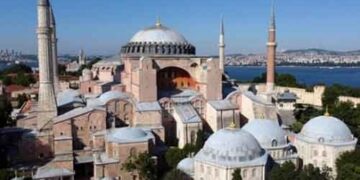 ৮৮ বছরে প্রথম তারাবি হতে যাচ্ছে হায়া সুফিয়ায়