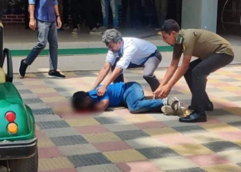 মায়ের সঙ্গে ‘শেষ কথা’ তানভীরের, এরপর ৬ তলা থেকে নিচে